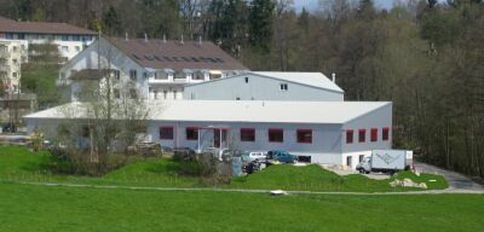 Gr�tter Kunststoff + Formen AG - Firmengeb�ude