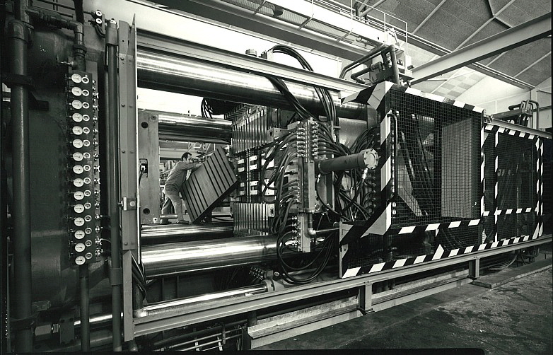 Georg Utz - Beginn Palettenproduktion Georg Utz - Beginn Palettenproduktion