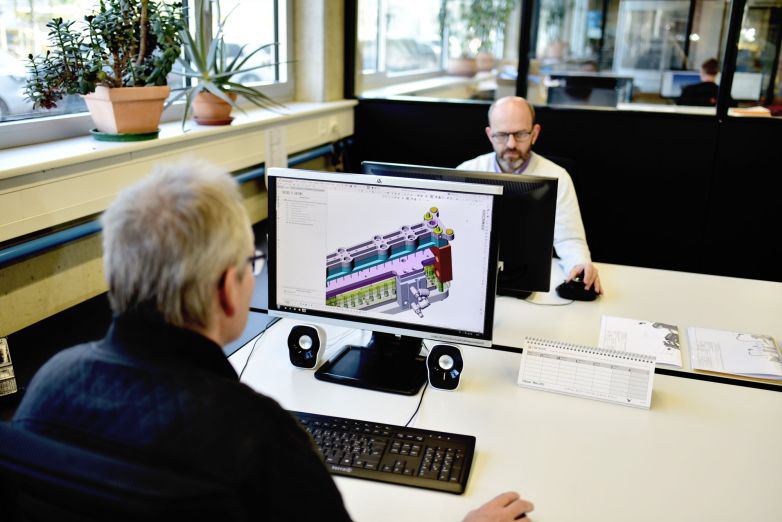 Plastechnik AG - Entwicklung Plastechnik AG - Entwicklung