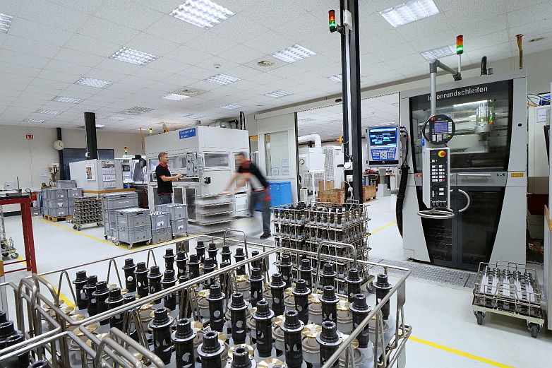 Polymeca AG - Präzisionsmechanik Polymeca AG - Präzisionsmechanik