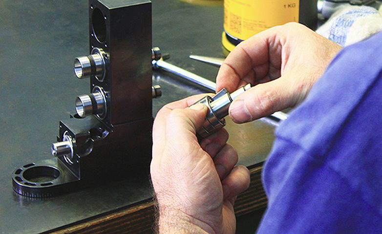 Suhner - Service Suhner - Service